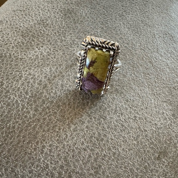Jewelry - EUC not worn but few times. Southwestern.925 ring. Size 6.5
